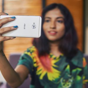 Take Amazing Selfies with the ASUS Zenfone 4 Selfie Pro